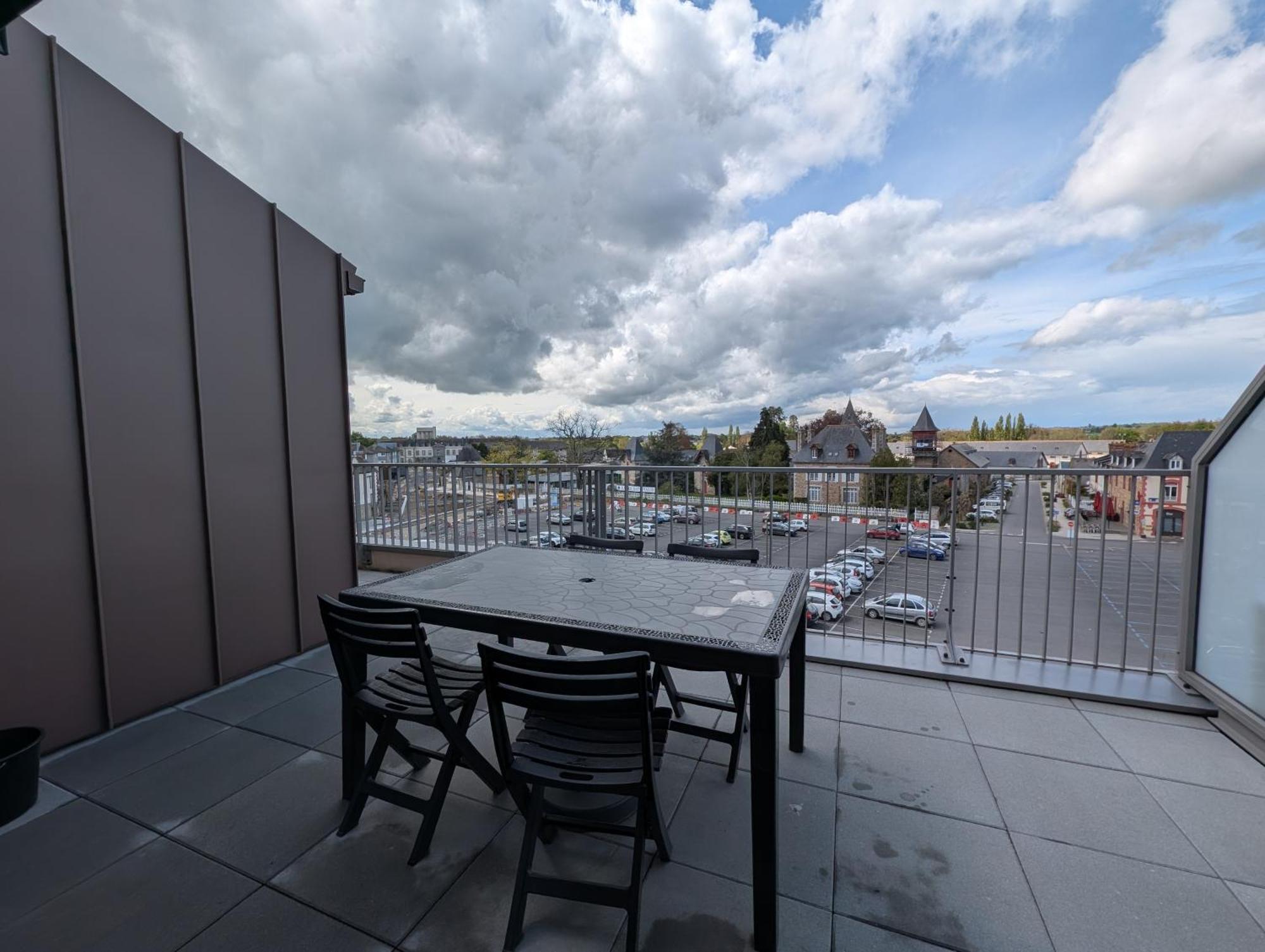 Les Terrasses Du Haras Apartment Lamballe Exterior photo